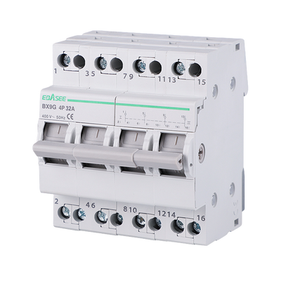 FENIVA | Sezionatore / Commutatore manuale - Corrente nominale 32A  - 4 poli (installazioni trifase) - Per sostituire/isolare in modo sicuro - Su guida DIN - Conforme alle norme IEC/EN 60947-3