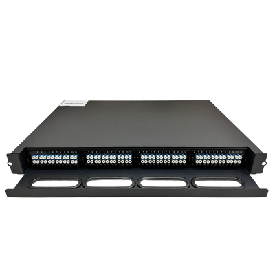 Patch panel de fibra  - 48 puertos LC Duplex - 4 casetes con 12 adaptadores LC Dúplex cada uno - No incluye pigtail dentro del casete - Formato enrackable - Tamaño 1U para facilitar la instalación