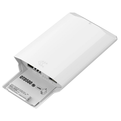 Teltonika Router 5G Industrial Outdoor - 2 porte Ethernet RJ45 Gigabit Ethernet - 5G fino a 3.4Gbps - Alimentato da PoE In 802.3af (42.5 – 57.0 VDC) - Grado di protezione IP55 - Doppio slot SIM